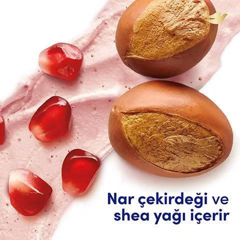Dove Body Scrub Pomegranate &amp; Shea Butter - 225ml Moisturizer
