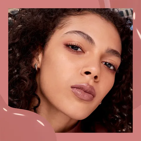 Maybelline New York Super Stay Vinyl Ink Liquid Shiny Lipstick - 120 punchy