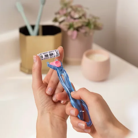 رأس استبدال 4 قطع 3 شفرات حساسة من بيك Bic