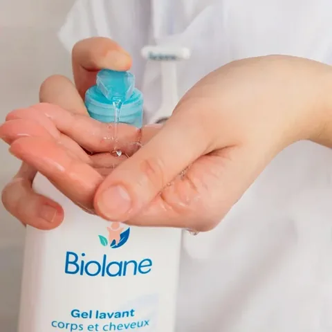 Biolane Newborn Hair and Body Shampoo 750 ml
