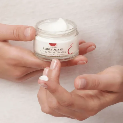 كريم نوتري فيتاليتي 50 مل من امبريوليس Embryolisse