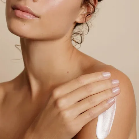 Embryolisse امبريوليس لايت كريم فلويد 400 مل