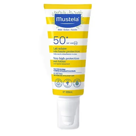 Обеспечьте надежную защиту от солнца с Mustela SPF50+