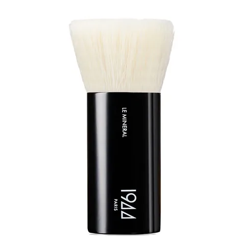 1944 Paris Mineral Foundation Brush