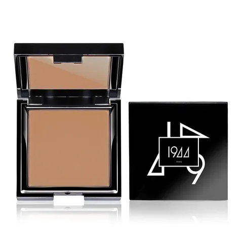 Erzielen Sie makellose, matte Haut mit 1944 Paris Puder