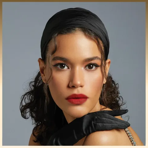 Note Iconic Matte Lipstick 111