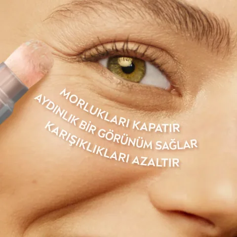 Крем для ухода за кожей вокруг глаз Nivea для маскировки темных кругов с гиалуроном, 15 мл, средний тон