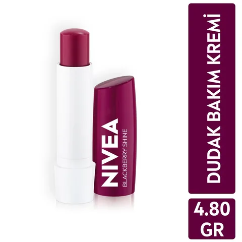 Увлажните и придайте губам нежный оттенок с Nivea Blackberry