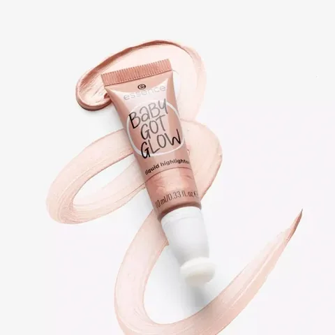 Essence مضيء الوجه السائل بيبي جوت من إيسنس رقم 10