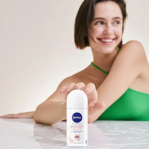 Nivea Powder Touch Damen Roll-On Deodorant 50 ml