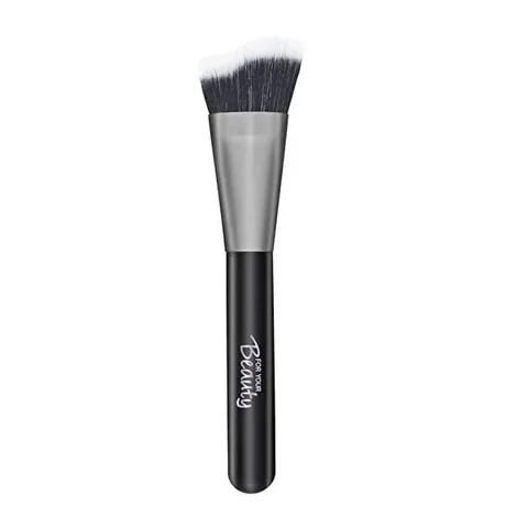 Кисть для румян с угловым наконечником 1 шт от For Your Beauty