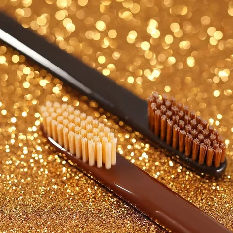 Rocs فرشاة أسنان روكس سموكرز متوسطة الصلابة للبالغين
