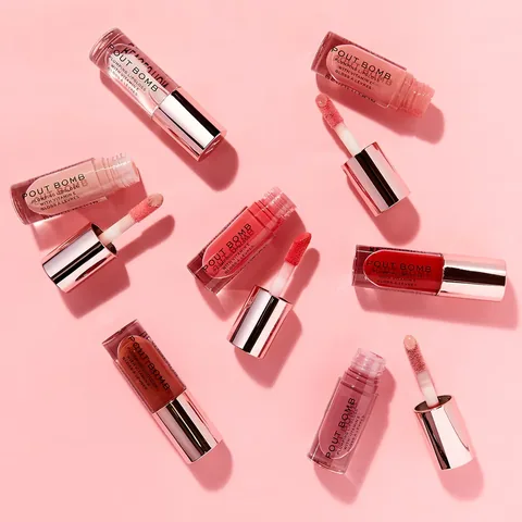 Блеск для губ Revolution Pout Bomb Plumping 15 мл