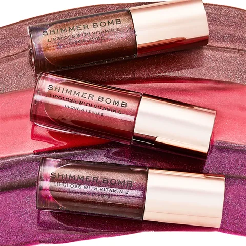 Блеск для губ Revolution Shimmer Bomb Daydream Pink