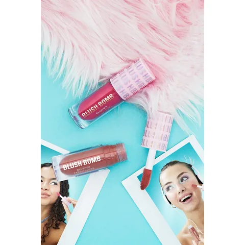 Revolution Y2K Baby Blush Bomb - Flüssiger Blush in Pink