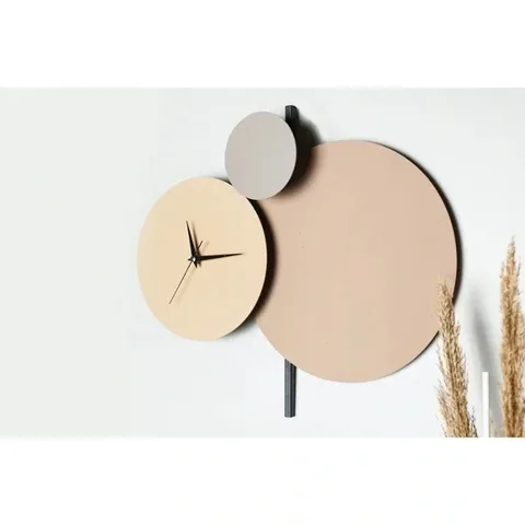 Muyika Handgefertigte Metall-Wanduhr 48x44 cm