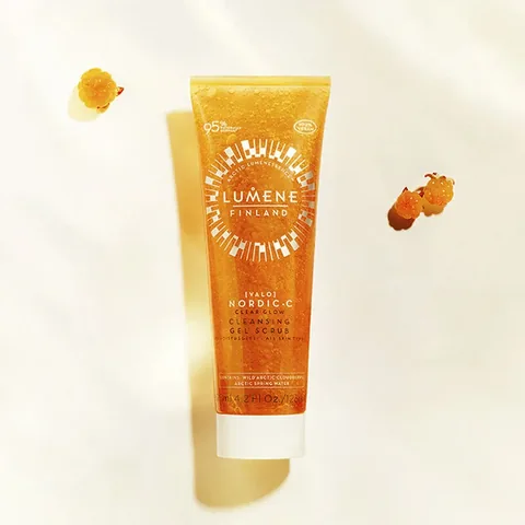 Lumene Nordic-C Peeling Etkili Temizleyici Jel 125 ml