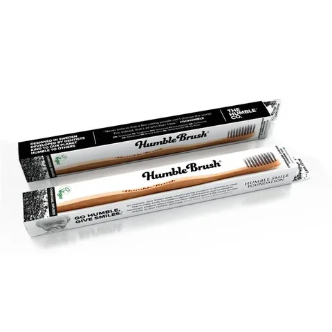 Humble Brush فرشاة أسنان هامبل براش بنكهة الفحم الخيزراني رمادية
