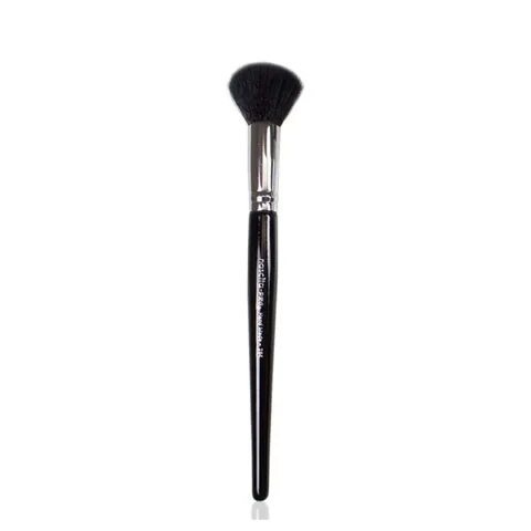 Nascita Pro Plus Powder And Blush Brush 284