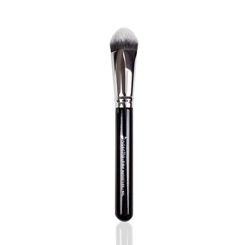 Кисть для макияжа Kabuki 301 от Nascita