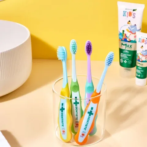 Dentiste Kids Ultra Soft Toothbrush +2 Years - Purple