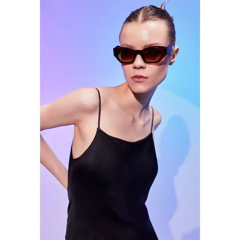نظارات شمسية نسائية بني مستطيلة عيون قطة Apso000602 من أكوا دي بولو Aqua Di Polo