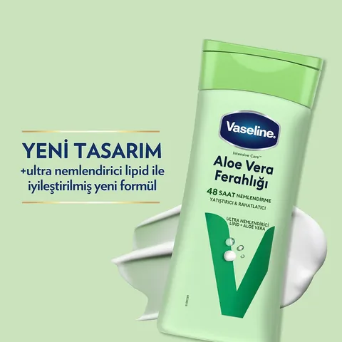 Vaseline لوشن فازلين للجسم بخلاصة الصبار المنعش للبشرة الجافة 200 مل