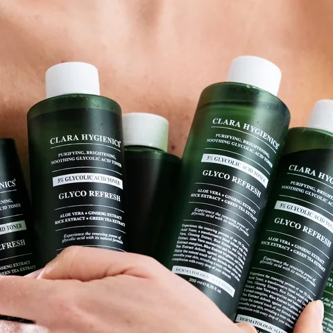 تونر كلارا هايجينكس جلينكو ريفرش 5% حمض الجليكوليك مضاد للبقع 200 مل Clara Hygienics