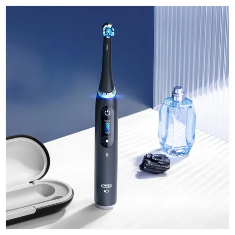 Oral-B iO Ultimate Clean schwarze Zahnbürstenköpfe - 4er Pack