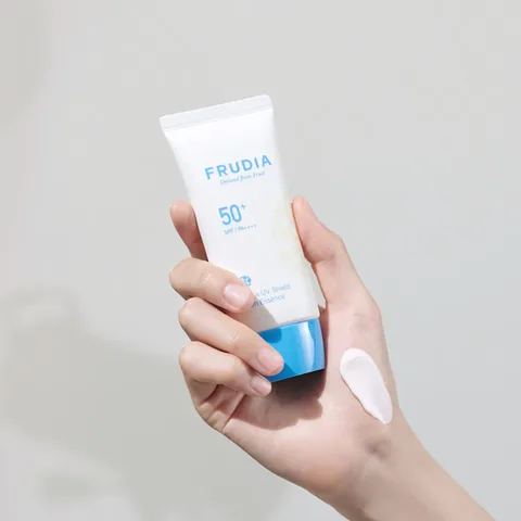 Frudia كريم فروديا المرطب للحماية من أشعة الشمس فوق البنفسجية بعامل حماية 50، 50 جم