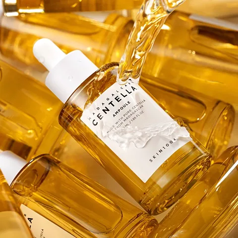 Skin 1004 سيروم الوجه بعشبة السينتيلا للترطيب اليومي من سكين 1004 55 مل