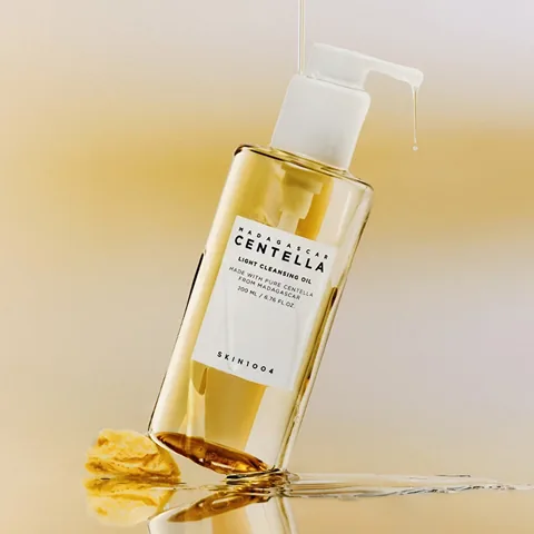 Light Oil Cleaner with Centella Herb from Skin 1004 - 200 ml