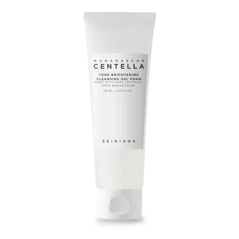 Foaming Brightening Cleanser with Centella from Skin 1004 - 125 ml