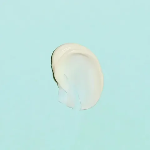 Apaisez la Peau Sèche de Bébé avec le Baume Cicabébé Biolane