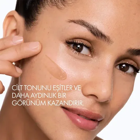 Unifiez votre teint et protégez votre peau des taches avec V
