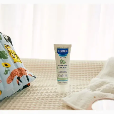 Offrez à la peau de bébé douceur et protection