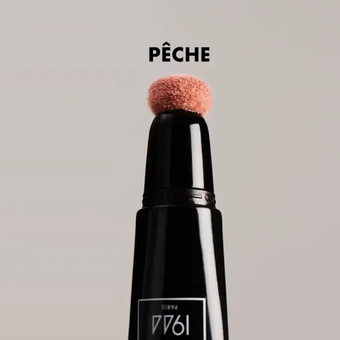 Obtenez un teint éclatant avec le Blush Liquide Pêche 1944 P