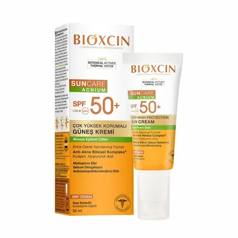 Obtenez un teint mat et protégé avec Bioxcin Sun Care