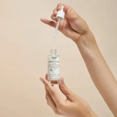 Équilibrez votre peau : Sérum Anti-Imperfections Embryolisse