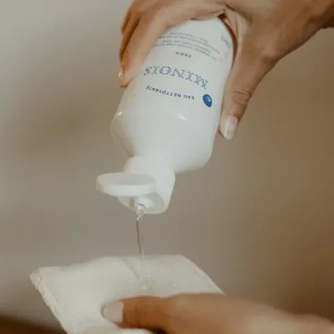 Minois Paris Nemlendirici Temizleme Suyu 250 ml