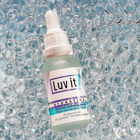 Hydratez, Illuminez: Sérum Intense Luv it pour une peau écla