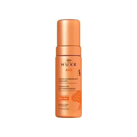 Obtenez un bronzage naturel et hydraté avec Nuxe Sun Mousse