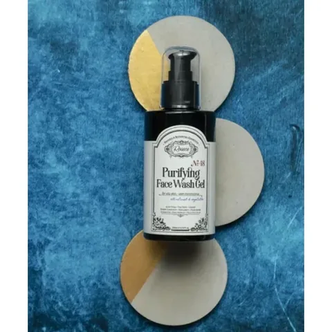 Purifiez votre peau : Gel Nettoyant Anti-Points Noirs Rosece