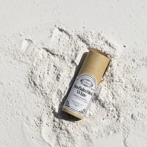 Restez Frais Naturellement avec Rosece R60 Déodorant Roll-on