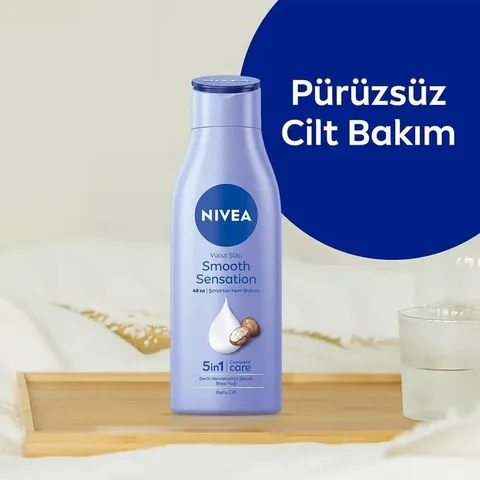 Nivea Moisturizing Body Milk Smooth Sensation 250 ml