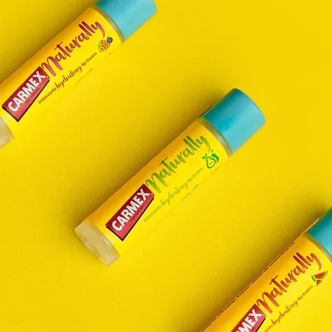 Carmex Naturally Stick Lip Balm Berry 4.25 g