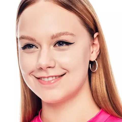 Obtenez un eyeliner impeccable, longue tenue et waterproof