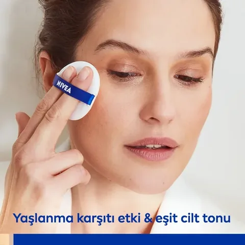 Nivea Expert Finish Cellular 3in1 Spf 15 Cushion Tinted Face Cream 15 gr Light Shade
