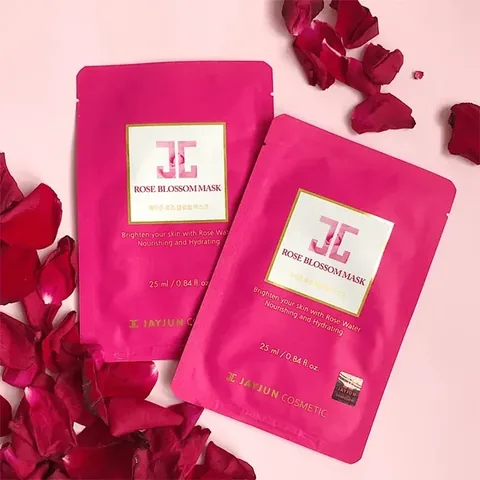 Rose Blossom Face Mask by Jejuon