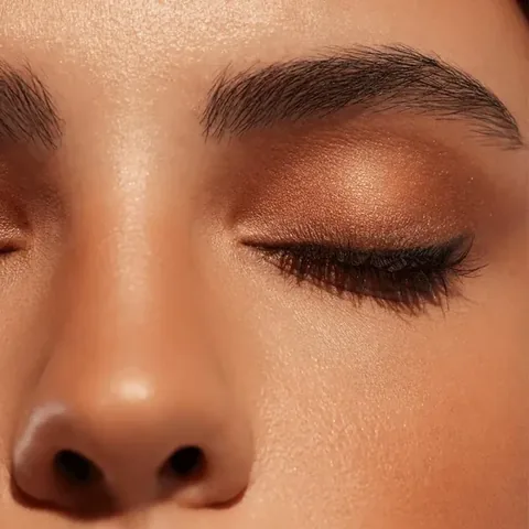 Luka Mini Nude Eyeshadow Palette 01